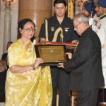 President-presents-Hindi-Sevi-Samman-awards